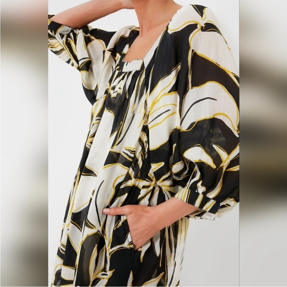 Tuckernuck Dress Mod Iris Coverup Balloon Sleeve Mini in Black Gold - Picture 3 of 9